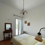 Villa Cleopatra Batsi (Andros)