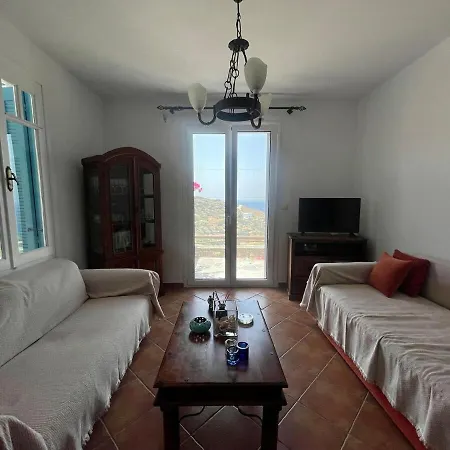 Cleopatra Villa *
