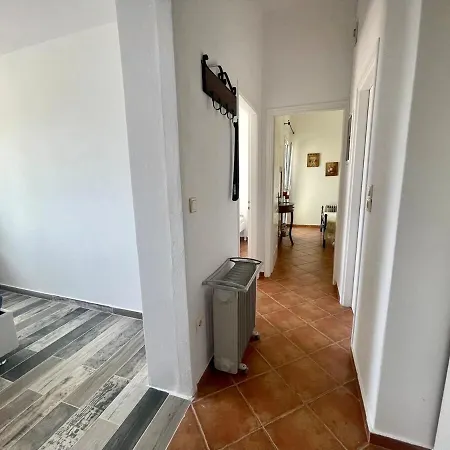 Cleopatra Villa