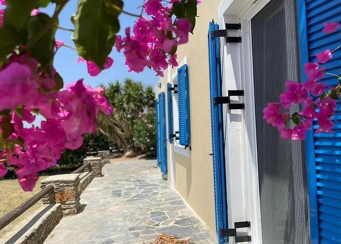 Cleopatra Villa Batsi